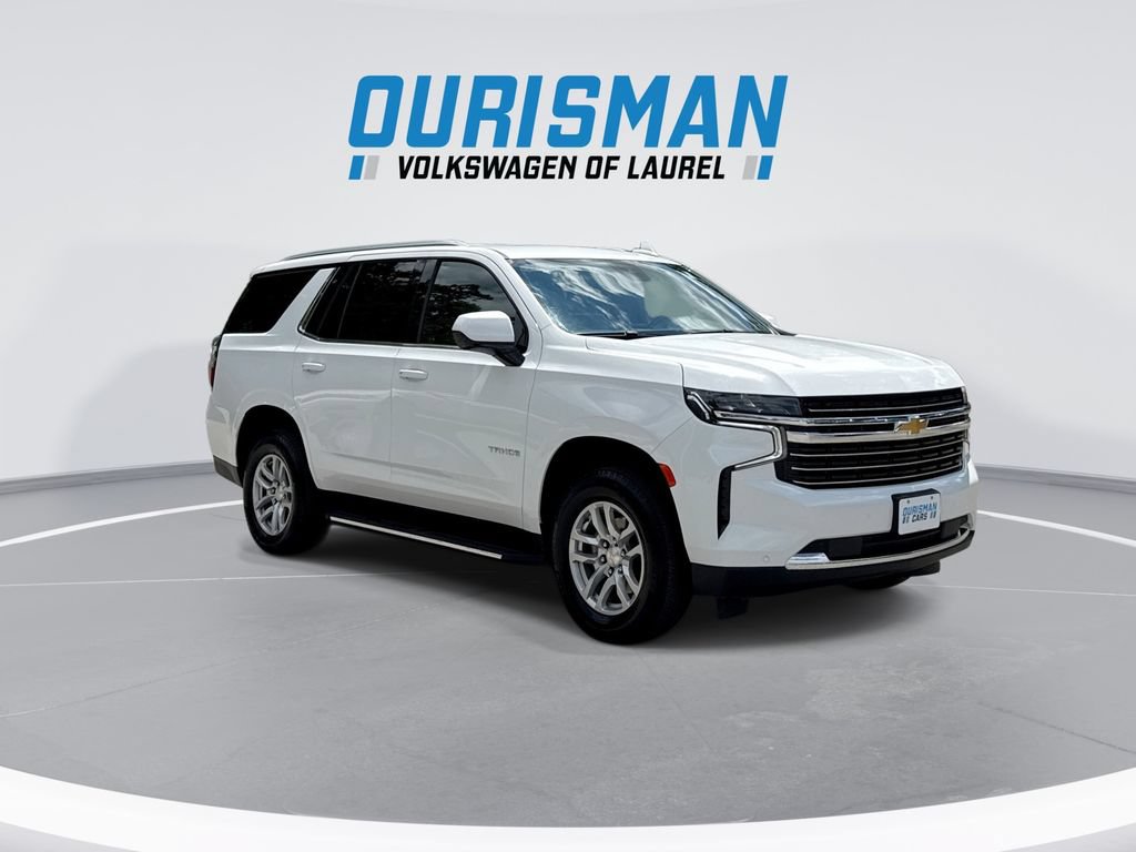 Used 2024 Chevrolet Tahoe LT RWD image 2