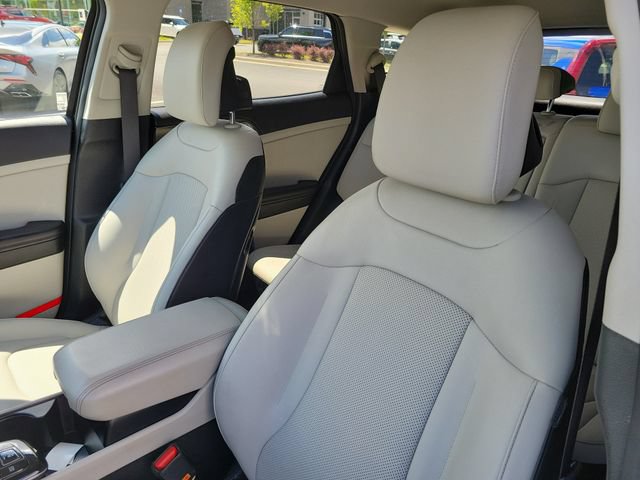 Used 2023 Kia Sportage EX FWD image 17
