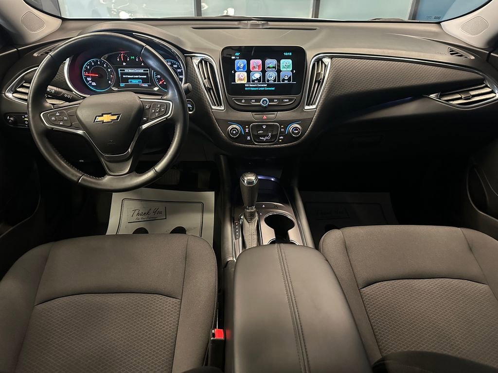 Used 2018 Chevrolet Malibu LT FWD image 9