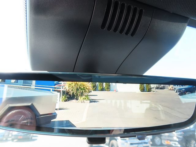 Used 2025 Chevrolet Silverado EV RST AWD/4WD image 35