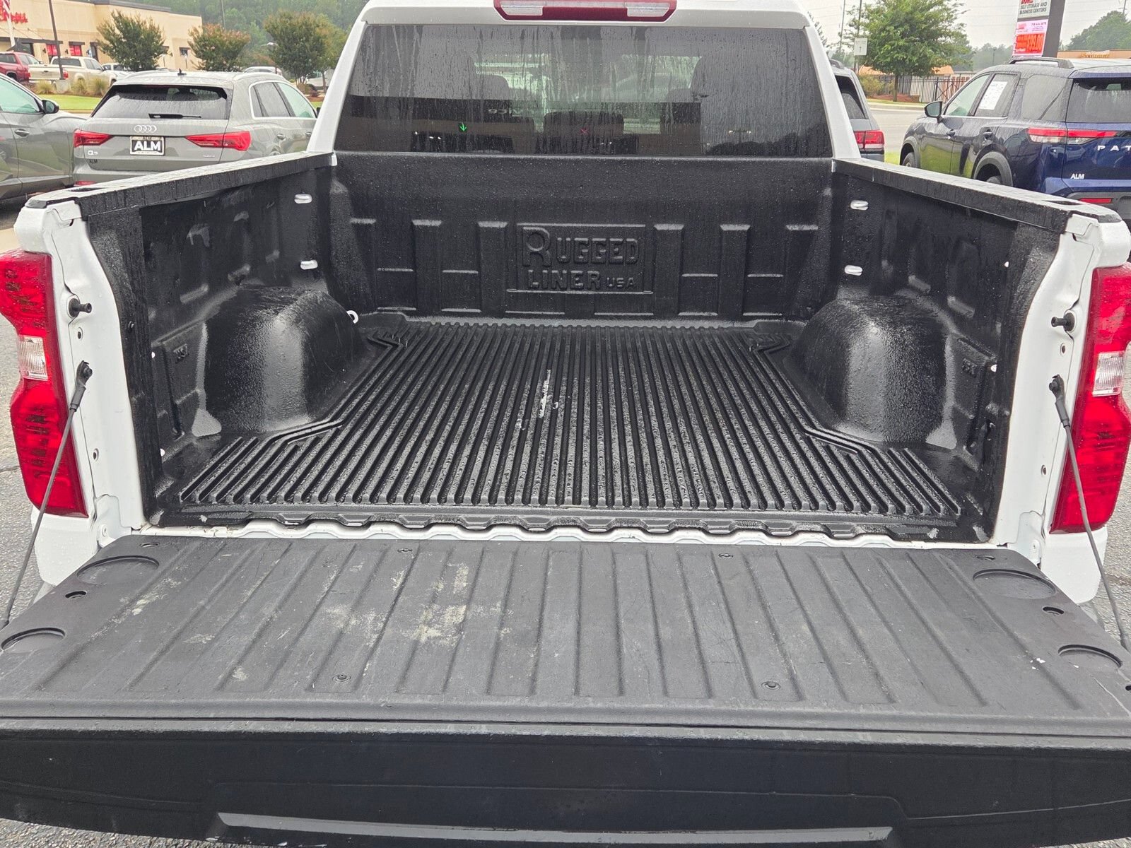 Used 2025 Chevrolet Silverado 1500 LT RWD image 13