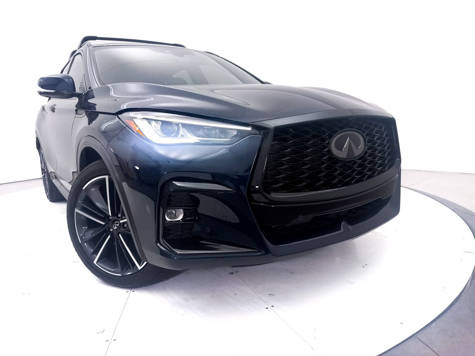 Used 2025 INFINITI QX50 Sport AWD/4WD image 8