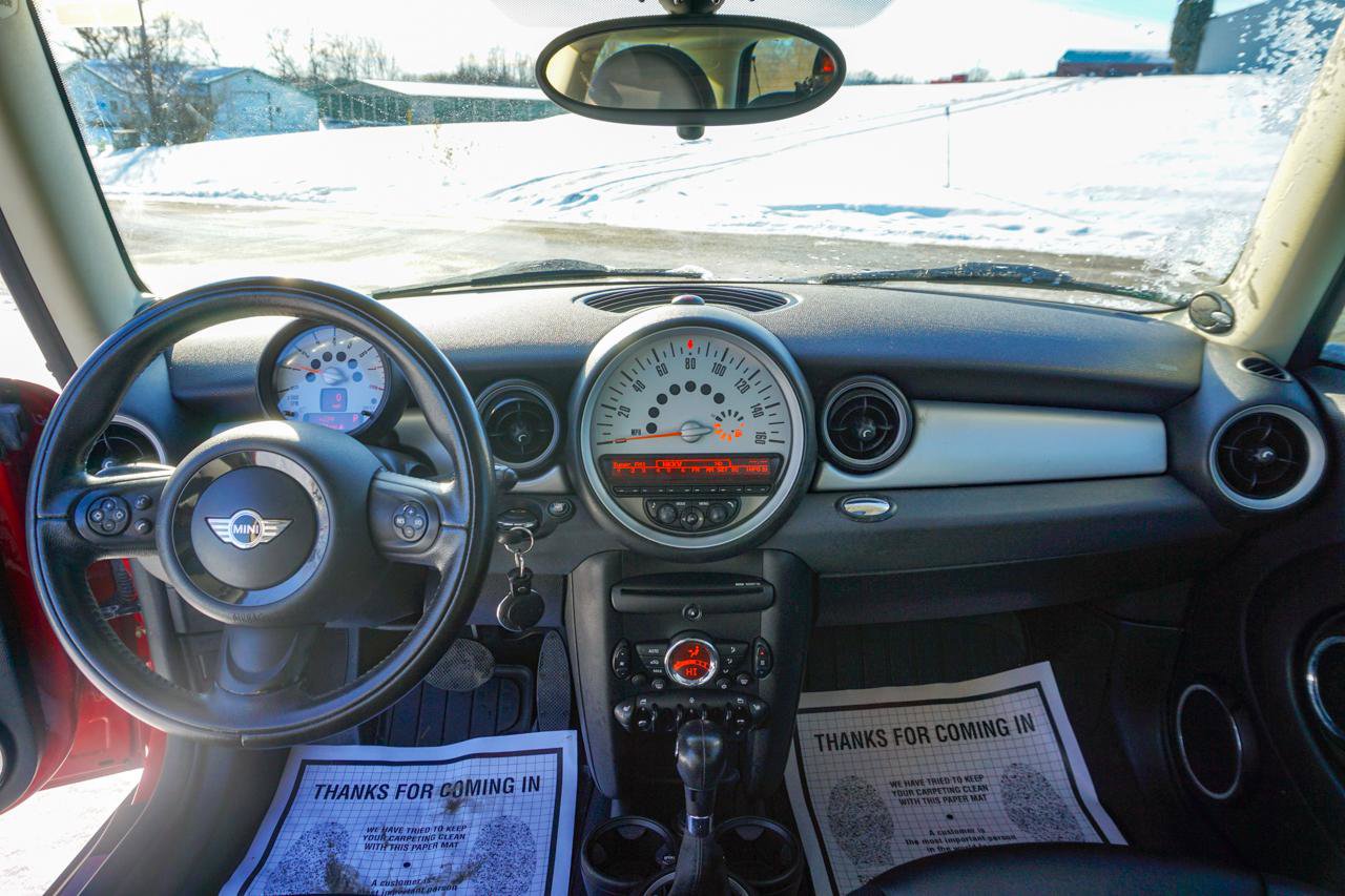 Used 2011 MINI Cooper Hardtop image 10