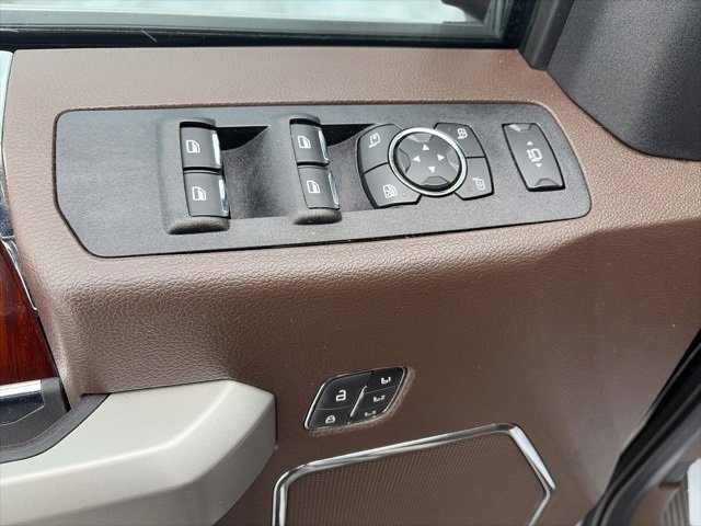 Used 2020 Ford F350 King Ranch w/ FX4 Off-Road Package image 18