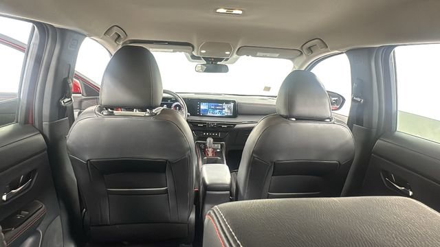 Certified 2025 Nissan Kicks SR image 17