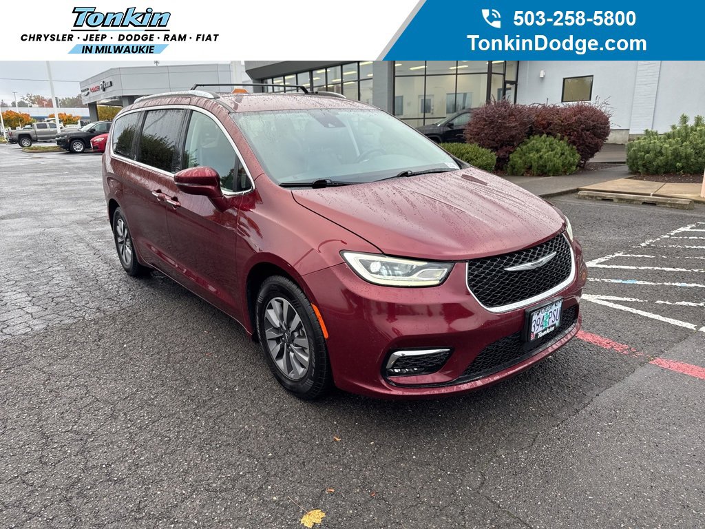 Used 2021 Chrysler Pacifica Touring-L