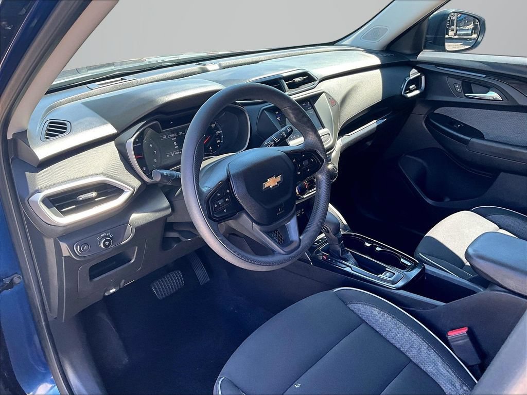 Used 2023 Chevrolet TrailBlazer LS AWD/4WD image 15