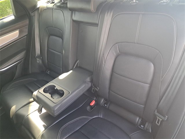 Used 2025 Jaguar F-PACE R-Dynamic S image 9