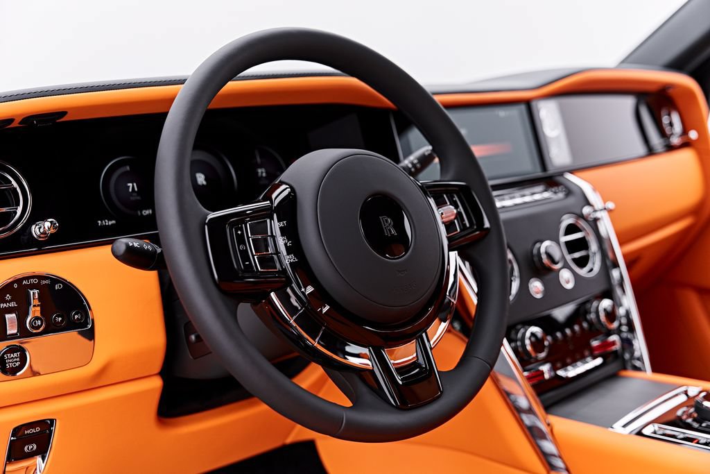 Used 2026 Rolls-Royce Cullinan AWD/4WD image 50