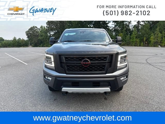 Used 2023 Nissan Titan PRO-4X w/ Pro-4x Convenience Package AWD/4WD image 2