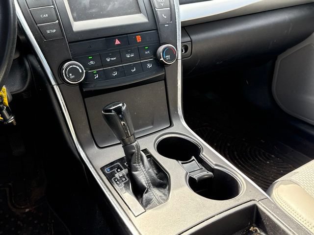 Used 2016 Toyota Camry SE FWD image 15