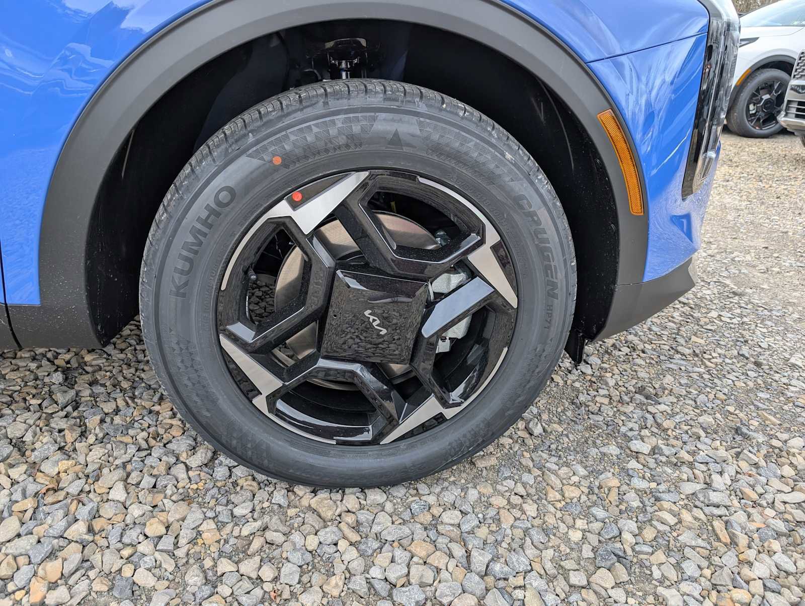 New 2026 Kia Sportage EX w/ EX Panorama Roof Package image 3