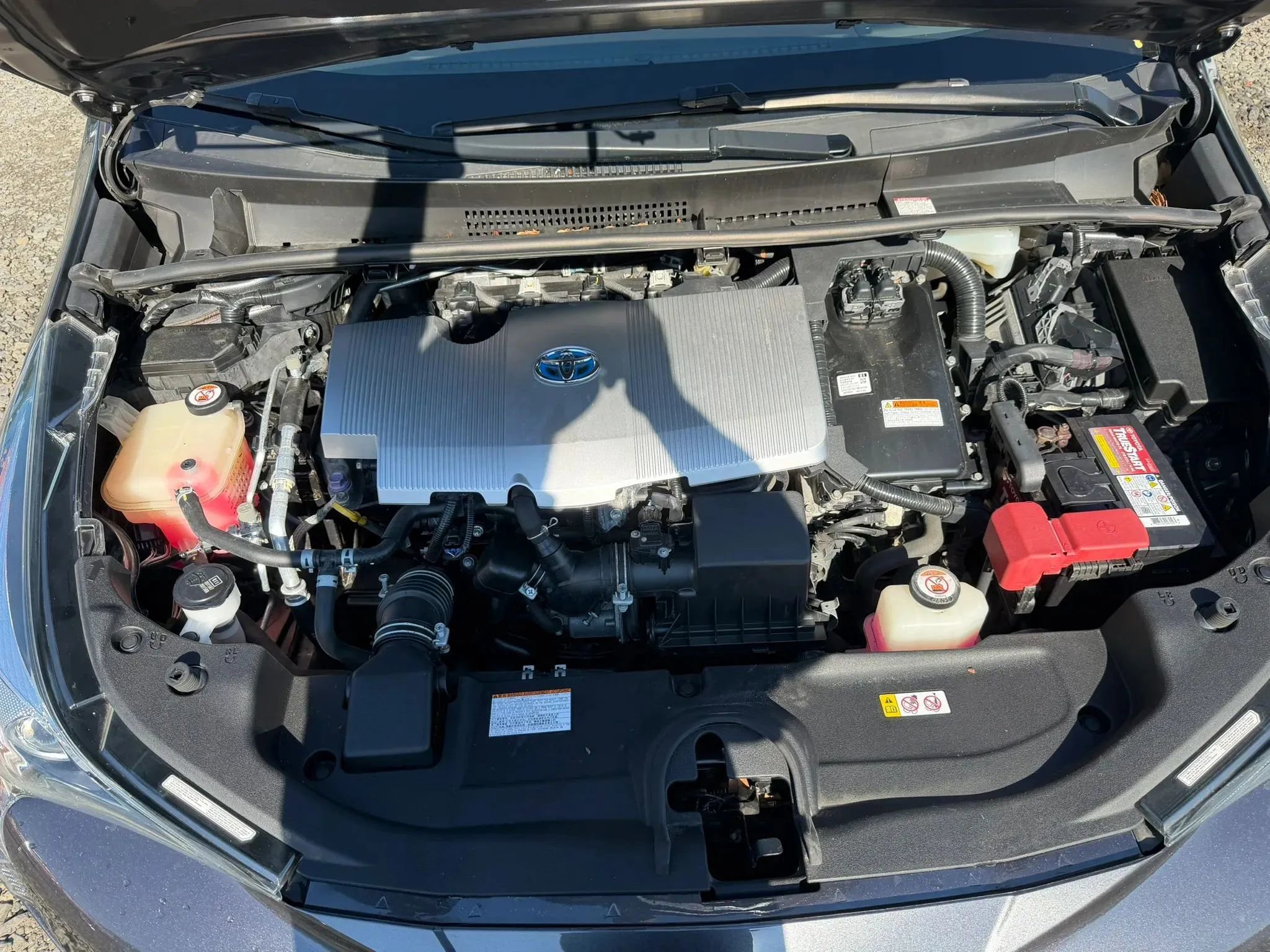 Used 2018 Toyota Prius Four w/ Advanced Technology Package FWD image 23