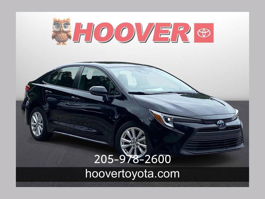 Used 2023 Toyota Corolla LE w/ LE Premium Package FWD image 1