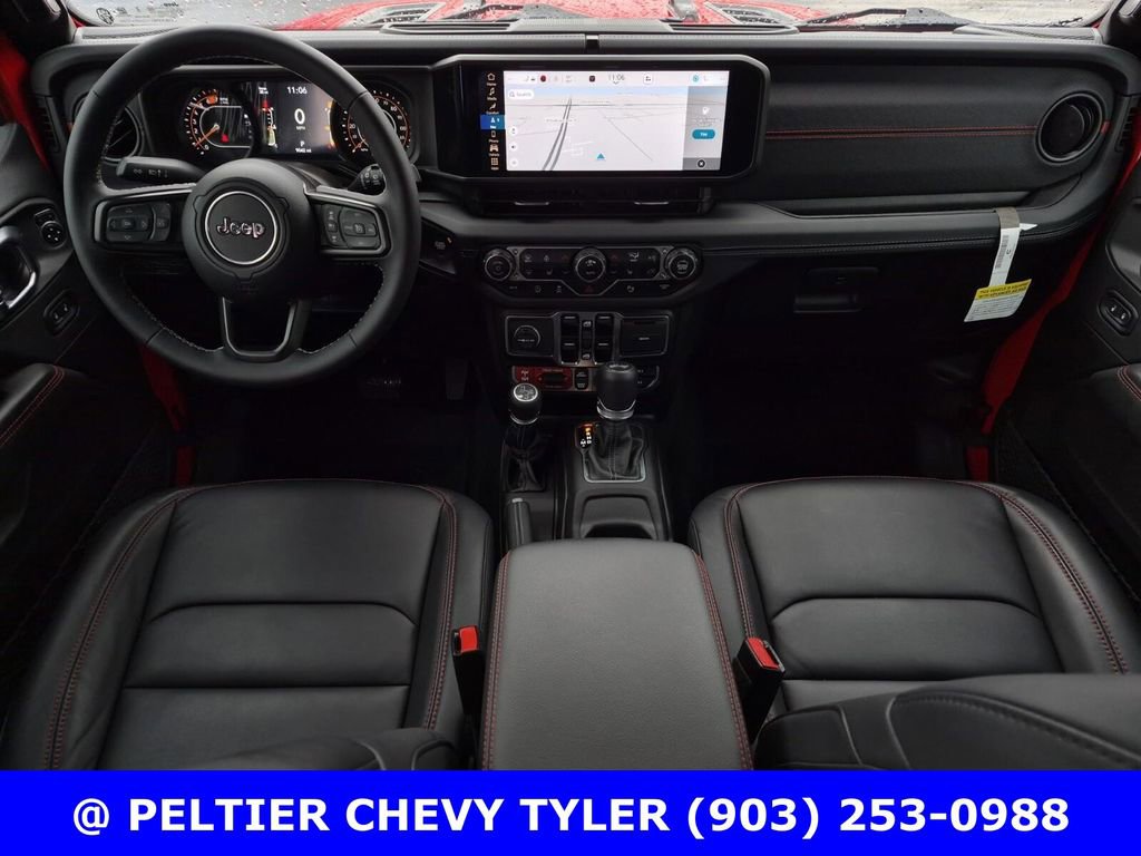 Used 2025 Jeep Wrangler Unlimited Rubicon AWD/4WD image 40