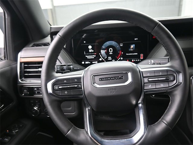 Used 2025 GMC Yukon XL Denali image 8