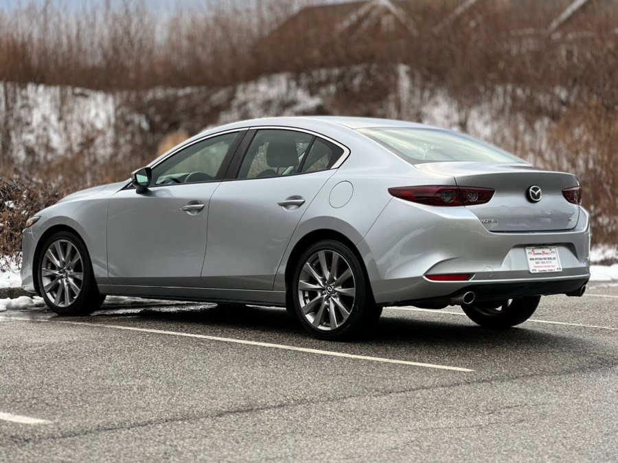 Used 2020 MAZDA MAZDA3 Sedan w/ Select Package image 6