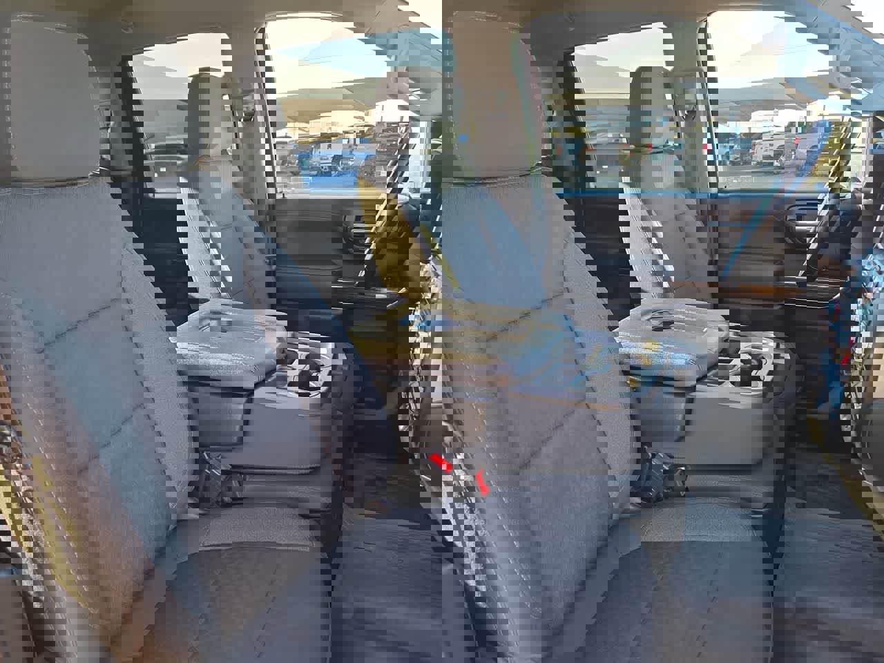 Used 2023 GMC Sierra 2500 SLE w/ SLE Convenience Package image 18