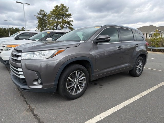 Used 2018 Toyota Highlander XLE