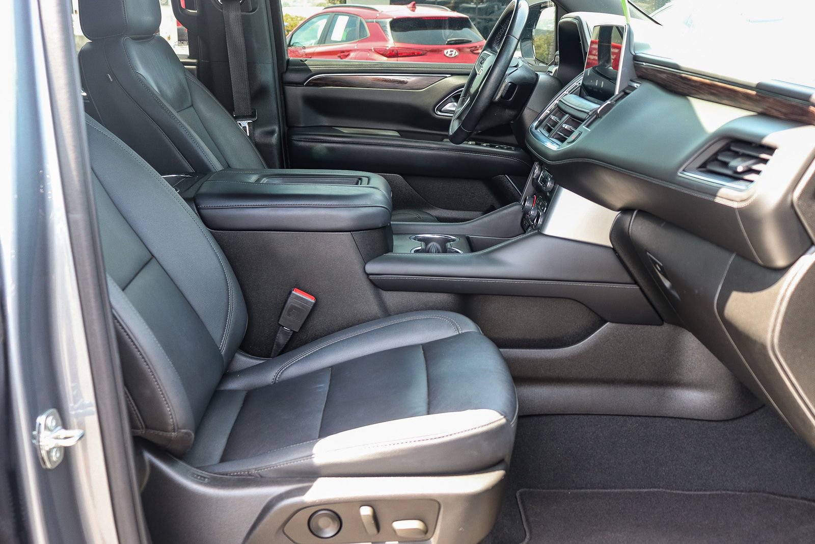 Used 2022 Chevrolet Tahoe LT RWD image 16