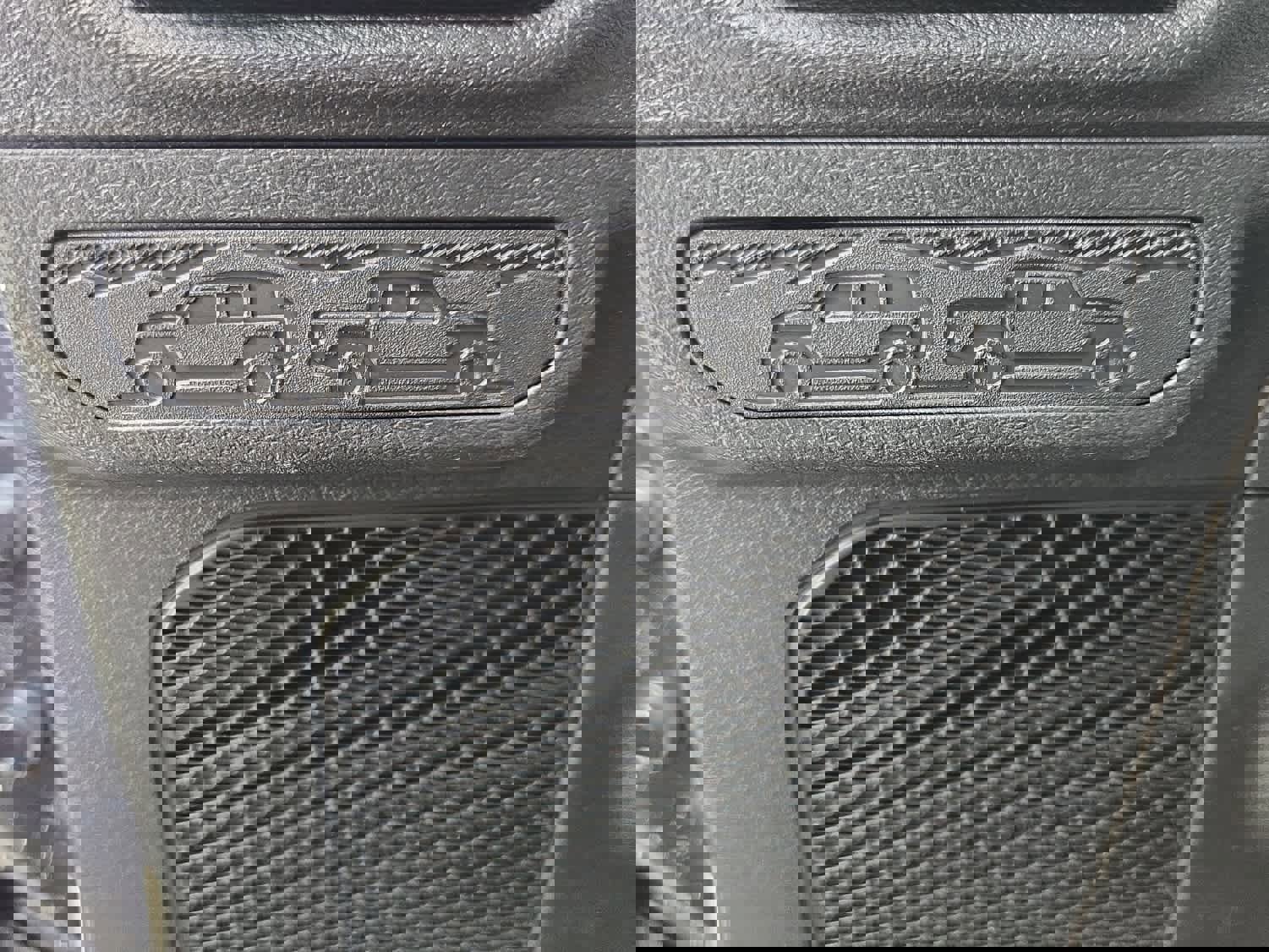 Used 2025 Jeep Gladiator Sport image 49