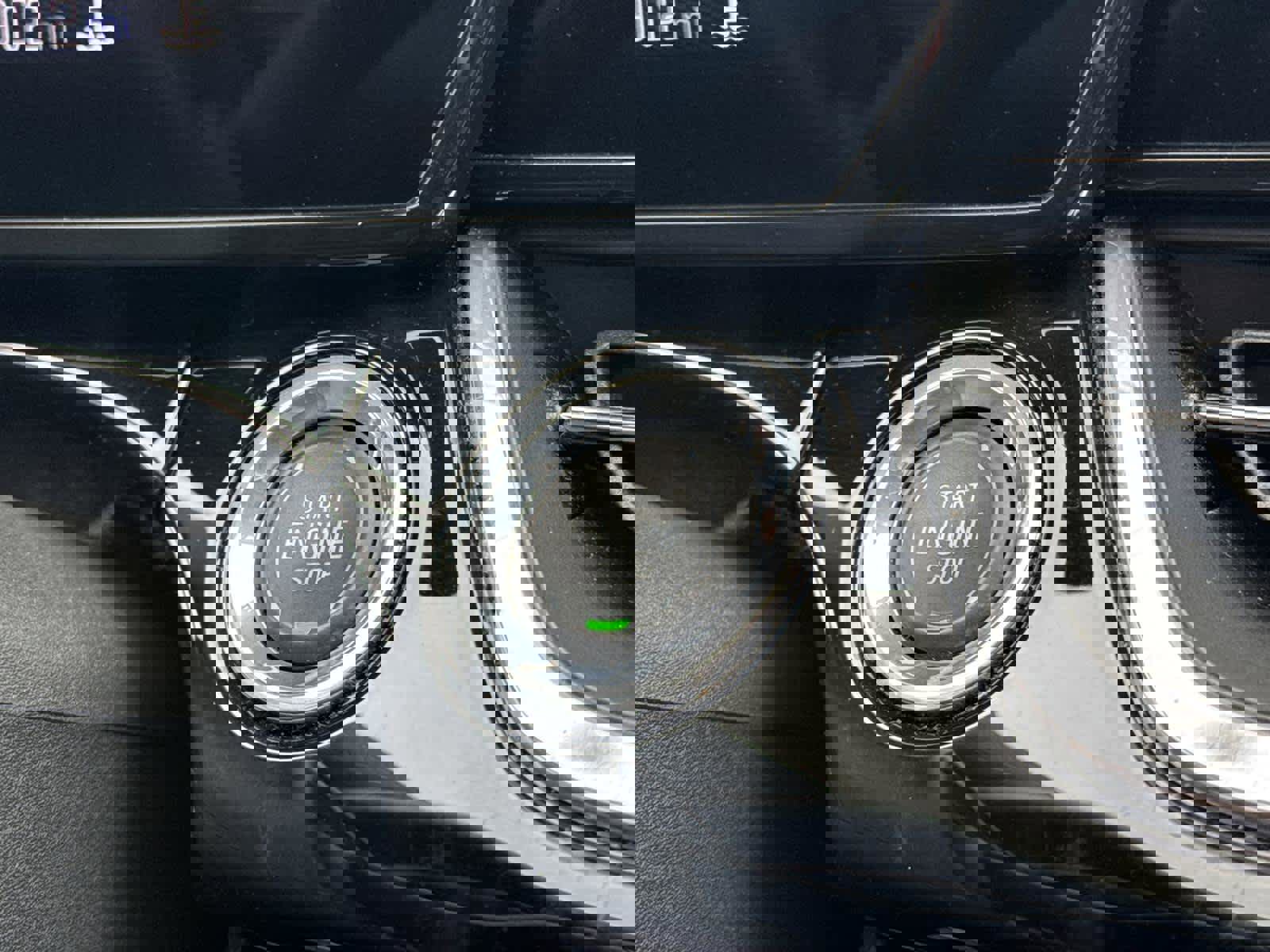 Used 2024 Chevrolet Trax RS w/ Sunroof Package image 29