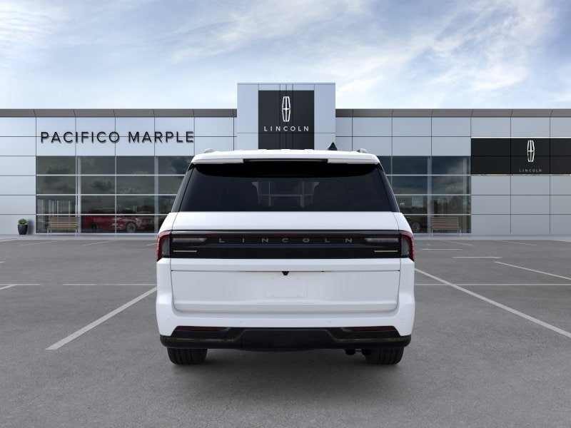 New 2026 Lincoln Navigator L Reserve w/ Jet Appearance Package AWD/4WD image 5