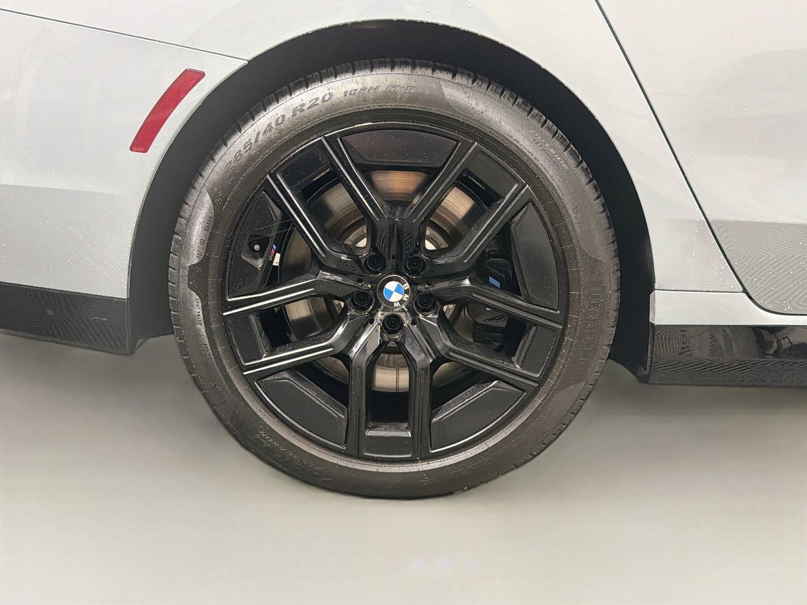 Used 2025 BMW 760i xDrive w/ Executive Package AWD/4WD image 36