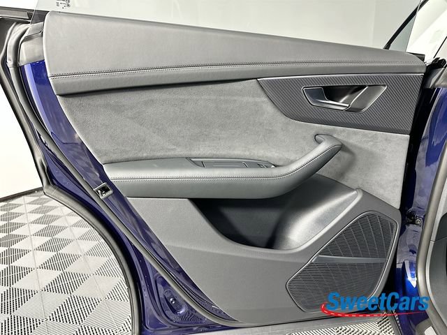 Used 2024 Audi RS Q8 AWD/4WD image 45