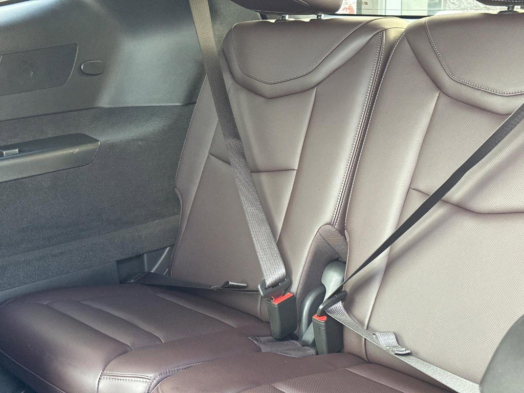 Certified 2024 Cadillac XT6 Premium Luxury w/ LPO, Floor Liner Package image 15