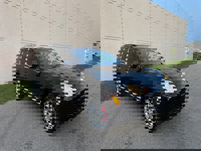 Used 2006 Porsche Cayenne Turbo image 14