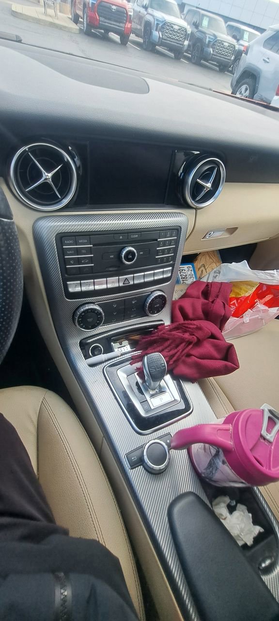 Used 2018 Mercedes-Benz SLC 300 image 10