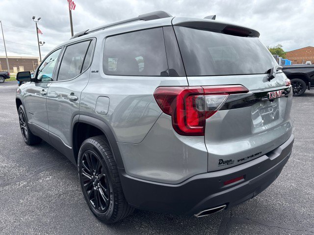 Used 2023 GMC Acadia SLE w/ Driver Convenience Package image 5