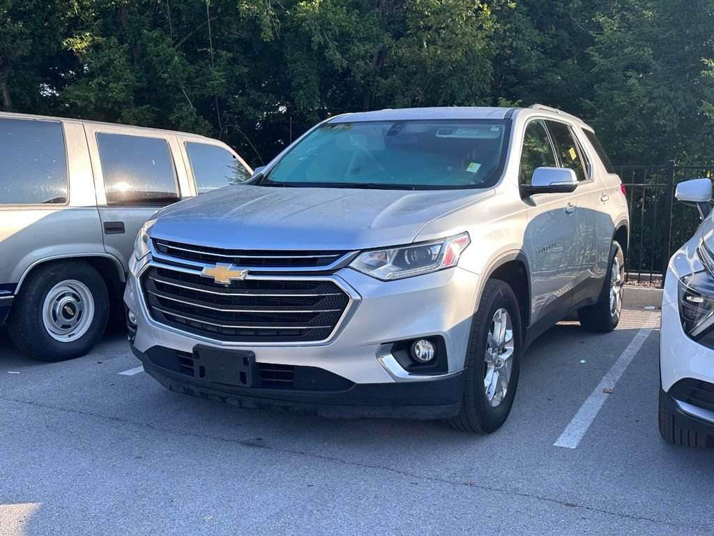 Used 2018 Chevrolet Traverse LT FWD image 3