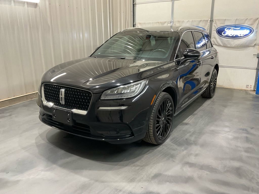 Used 2021 Lincoln Corsair Reserve w/ Equipment Group 201A image 3