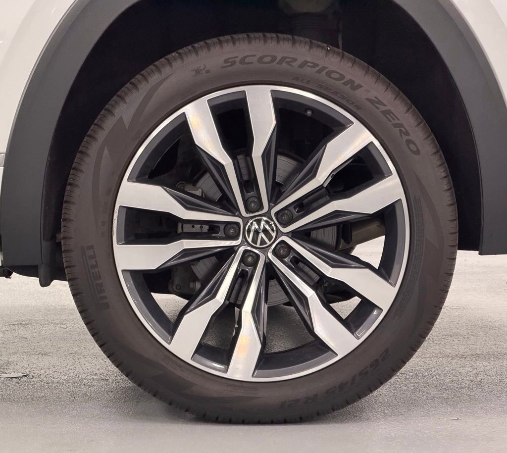 Used 2022 Volkswagen Atlas Cross Sport SEL Premium R-Line w/ Cross Sport MDO Package image 9