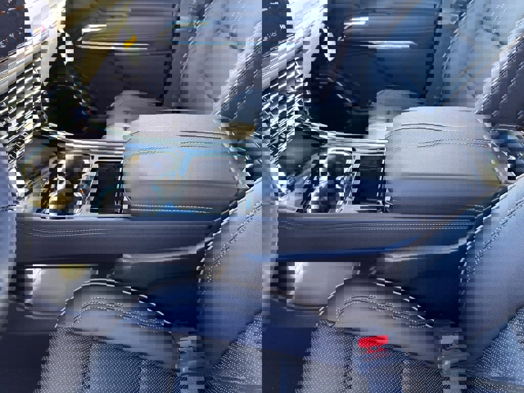 New 2026 Chevrolet Traverse High Country image 13