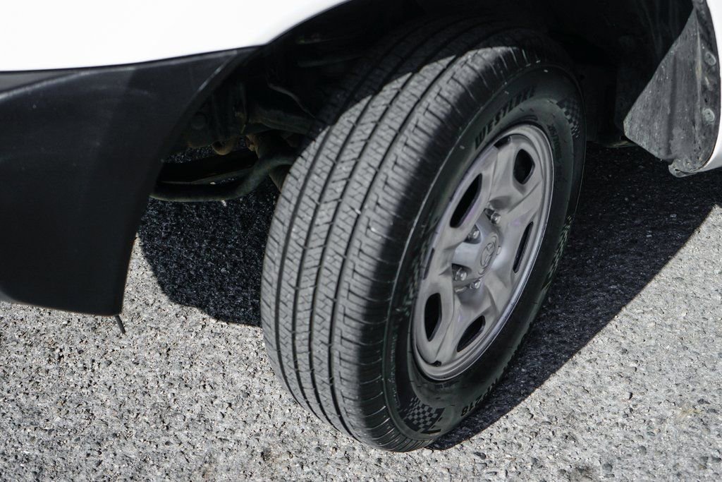 Used 2014 Toyota Tacoma 2WD Access Cab w/ Convenience Package image 37