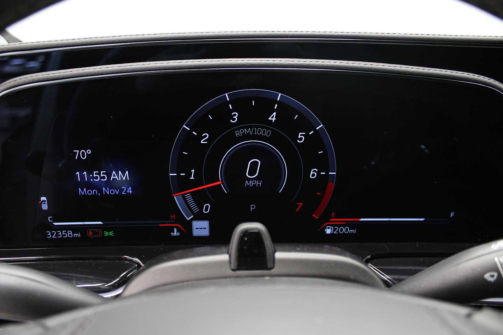 Used 2023 Cadillac Escalade V w/ LPO, ONYX Package image 27