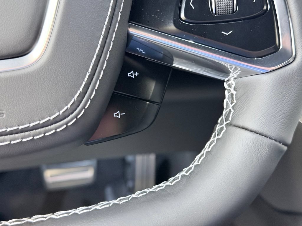 New 2027 Chevrolet Corvette Grand Sport w/ Z52 Sport Performance Package RWD image 39