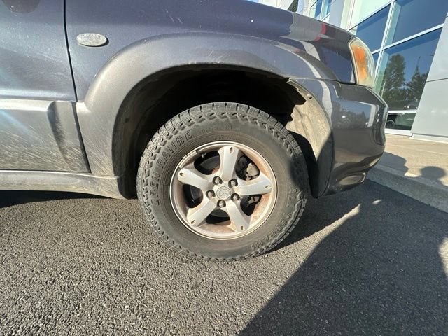 Used 2005 MAZDA Tribute s w/ Package 2 AWD/4WD image 10