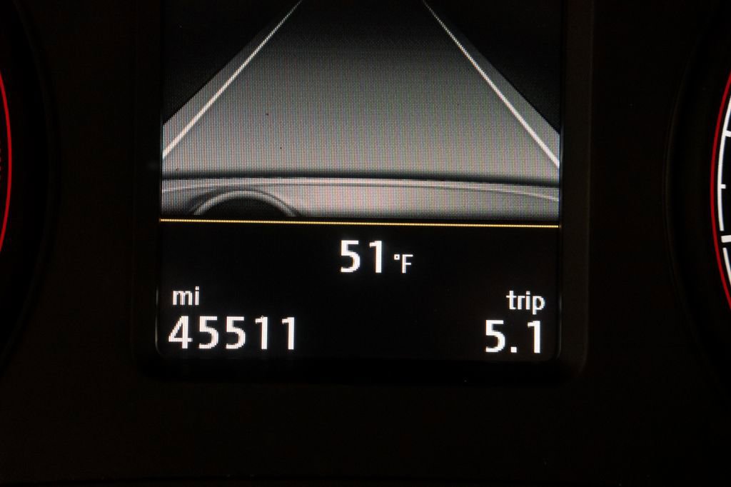 Used 2022 Volkswagen Passat 2.0T R-Line image 14