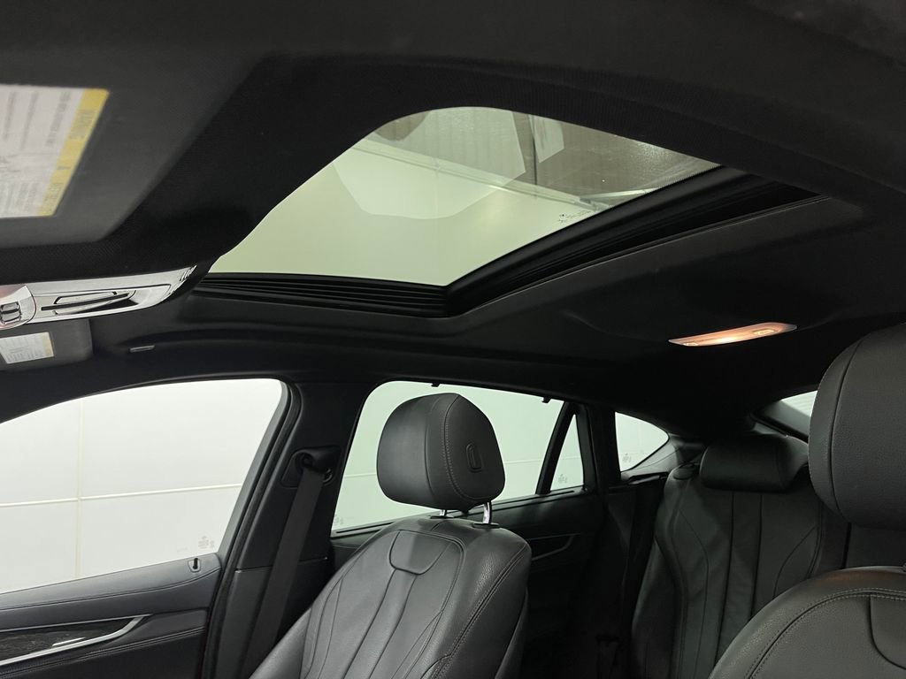 Used 2019 BMW X6 xDrive35i w/ Executive Package image 12