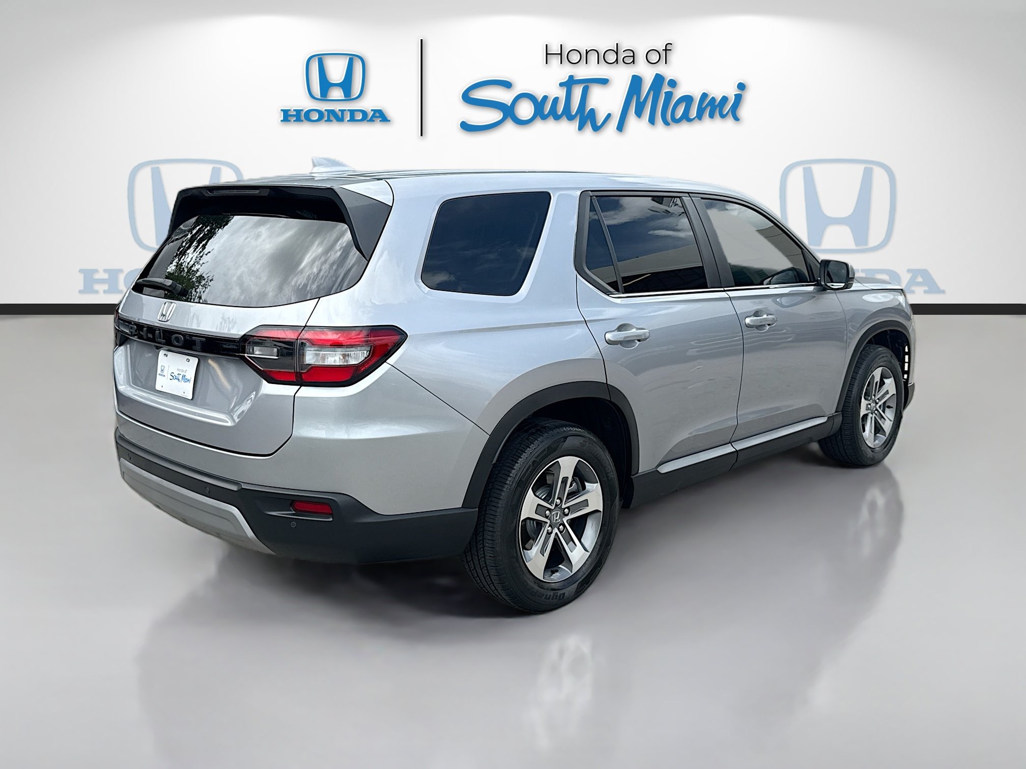 Certified 2024 Honda Pilot EX-L image 7