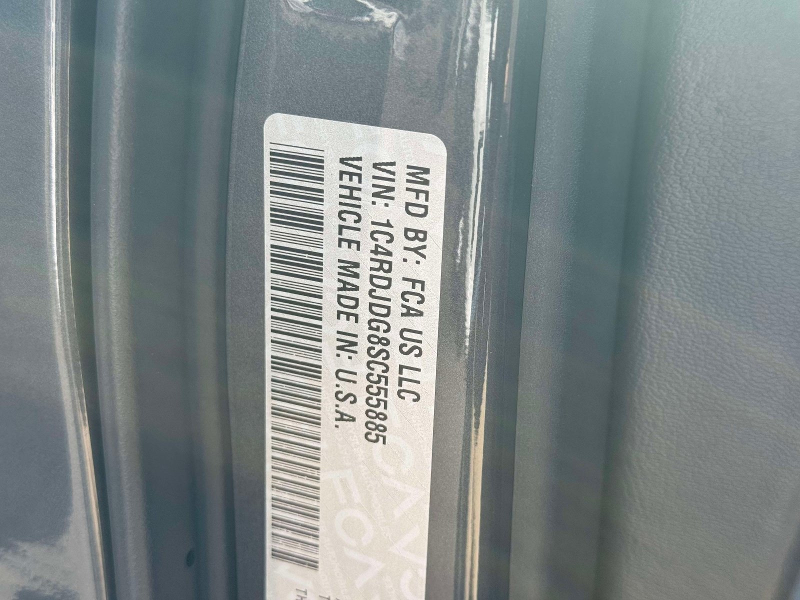 Used 2025 Dodge Durango GT AWD/4WD image 32