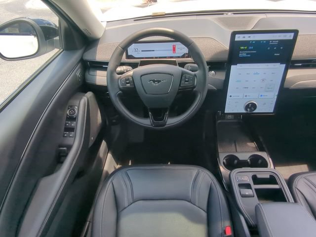 Used 2025 Ford Mustang Mach-E Premium AWD/4WD image 18