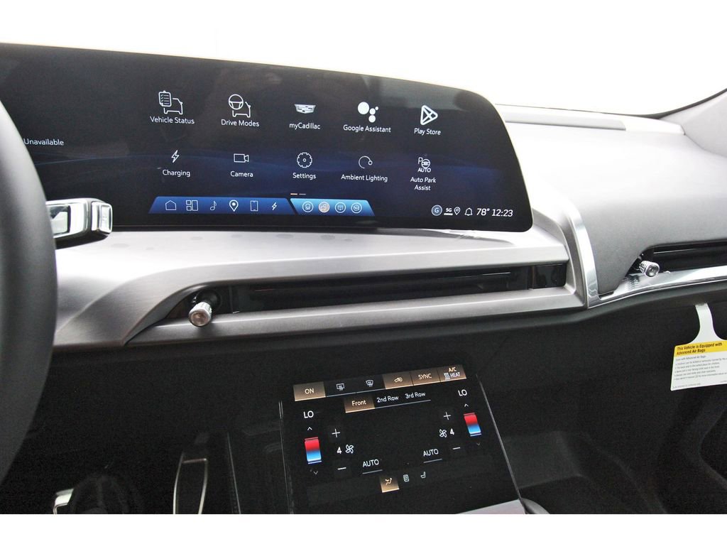 New 2026 Cadillac Vistiq Premium Luxury AWD/4WD image 17