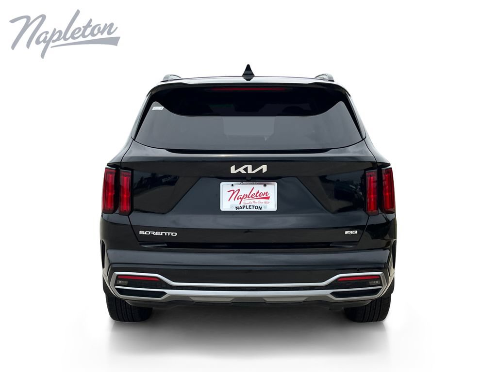 Used 2023 Kia Sorento SX AWD/4WD image 4