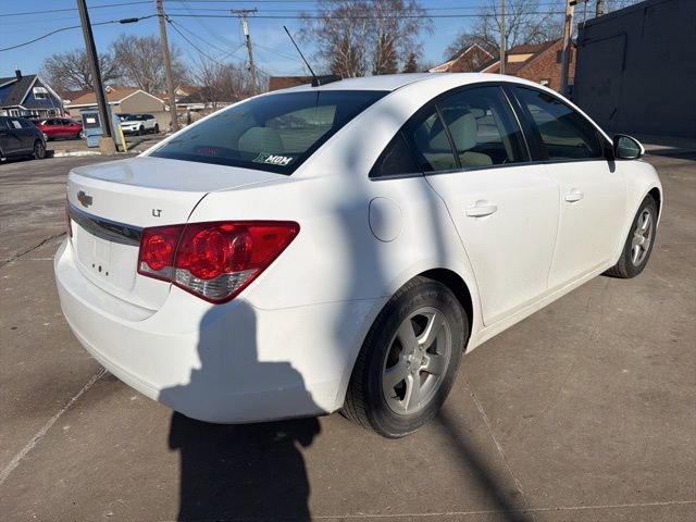 Used 2015 Chevrolet Cruze LT image 6