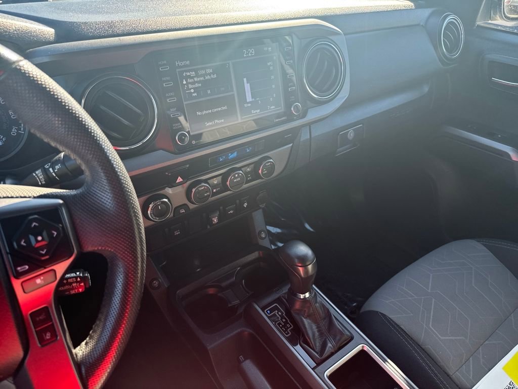 Used 2022 Toyota Tacoma TRD Sport image 21